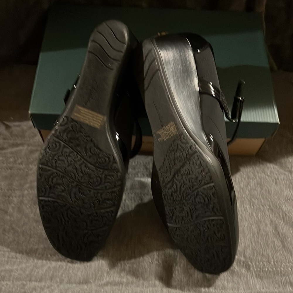 Clarks Women's Black Mary Jane Heels - Picture 5 of 5